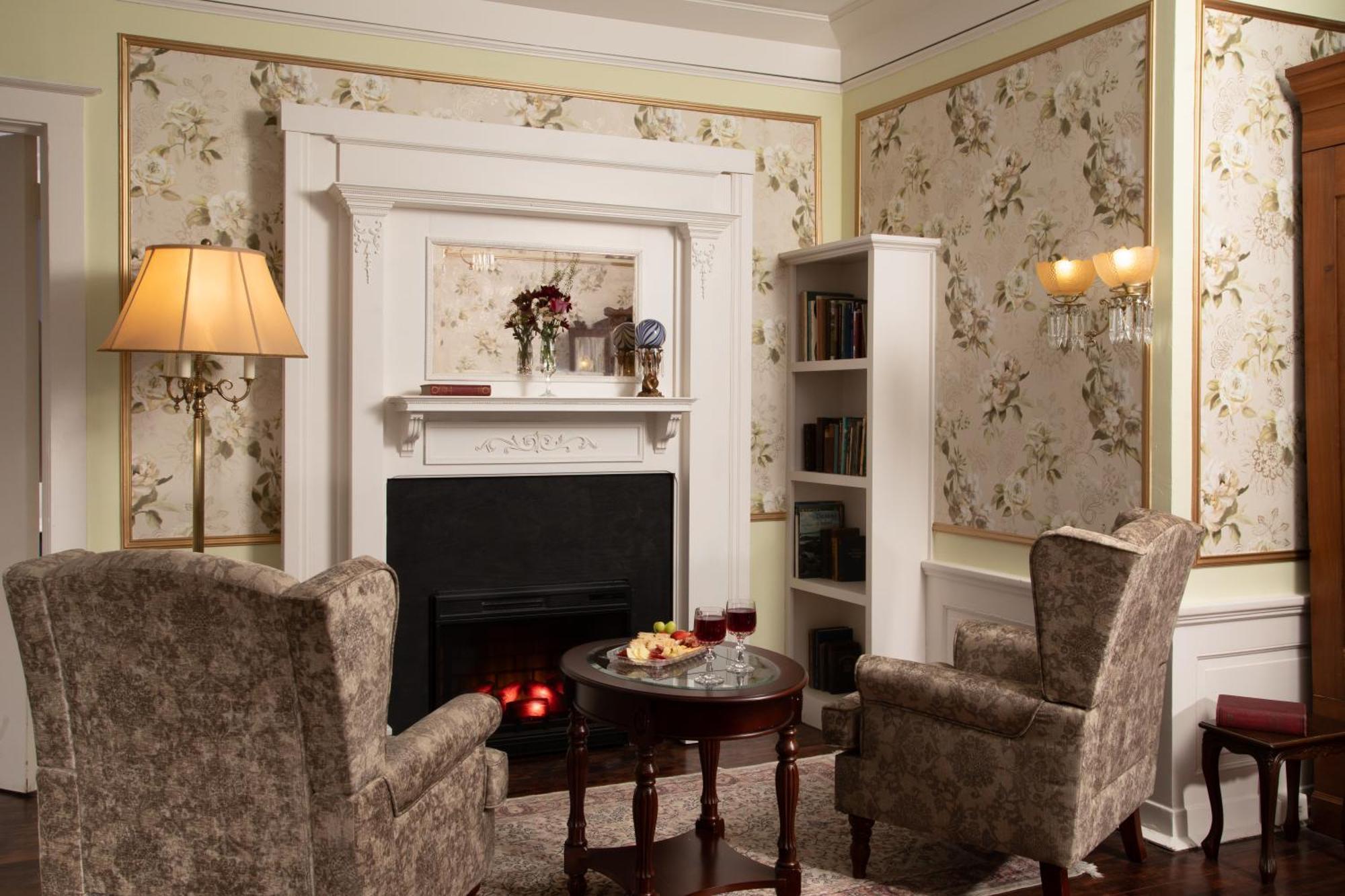 Bed and Breakfast 300 Clifton Minneapolis Esterno foto